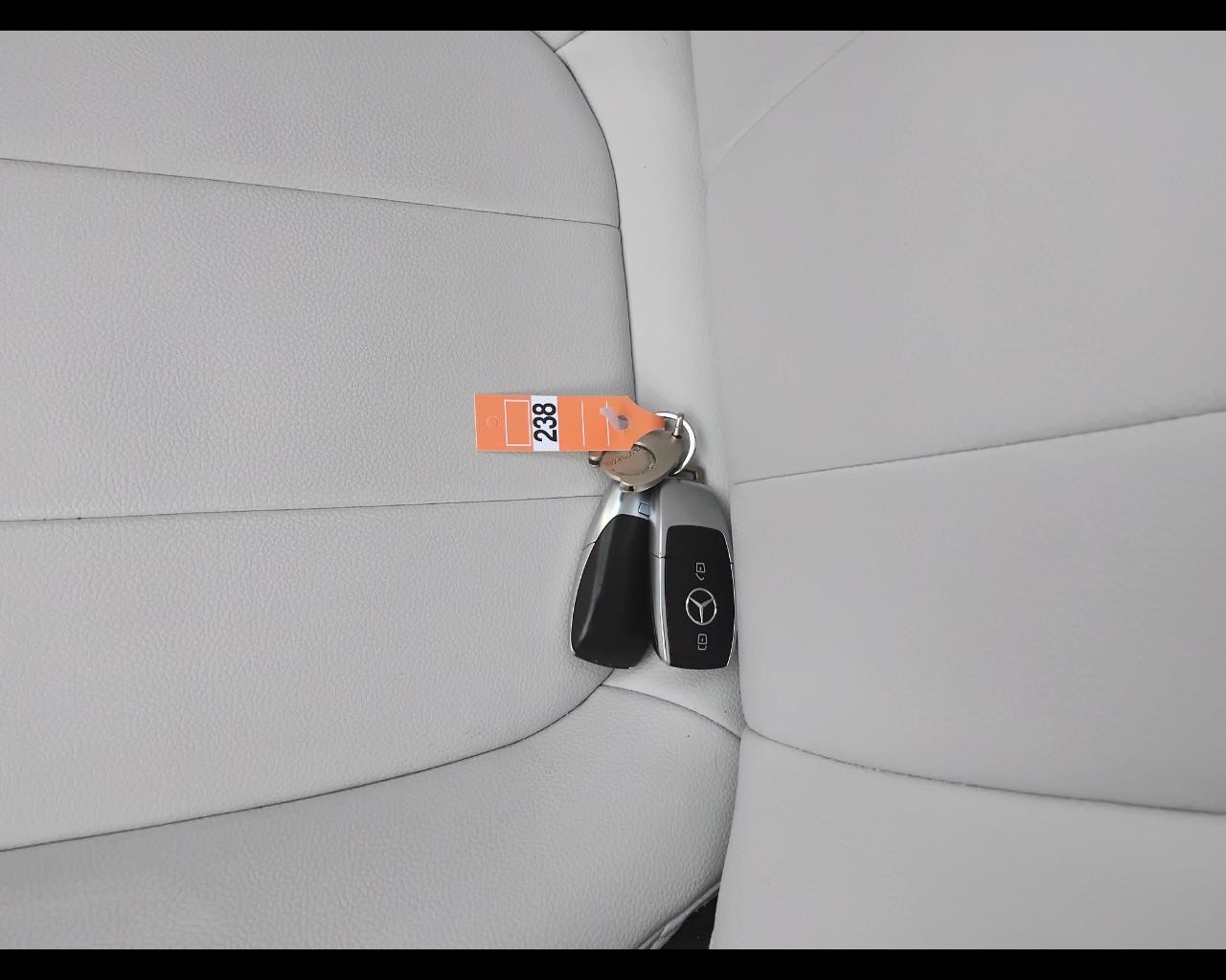 Mercedes-Benz Classe A - W177 2018 - A 180 d Business auto