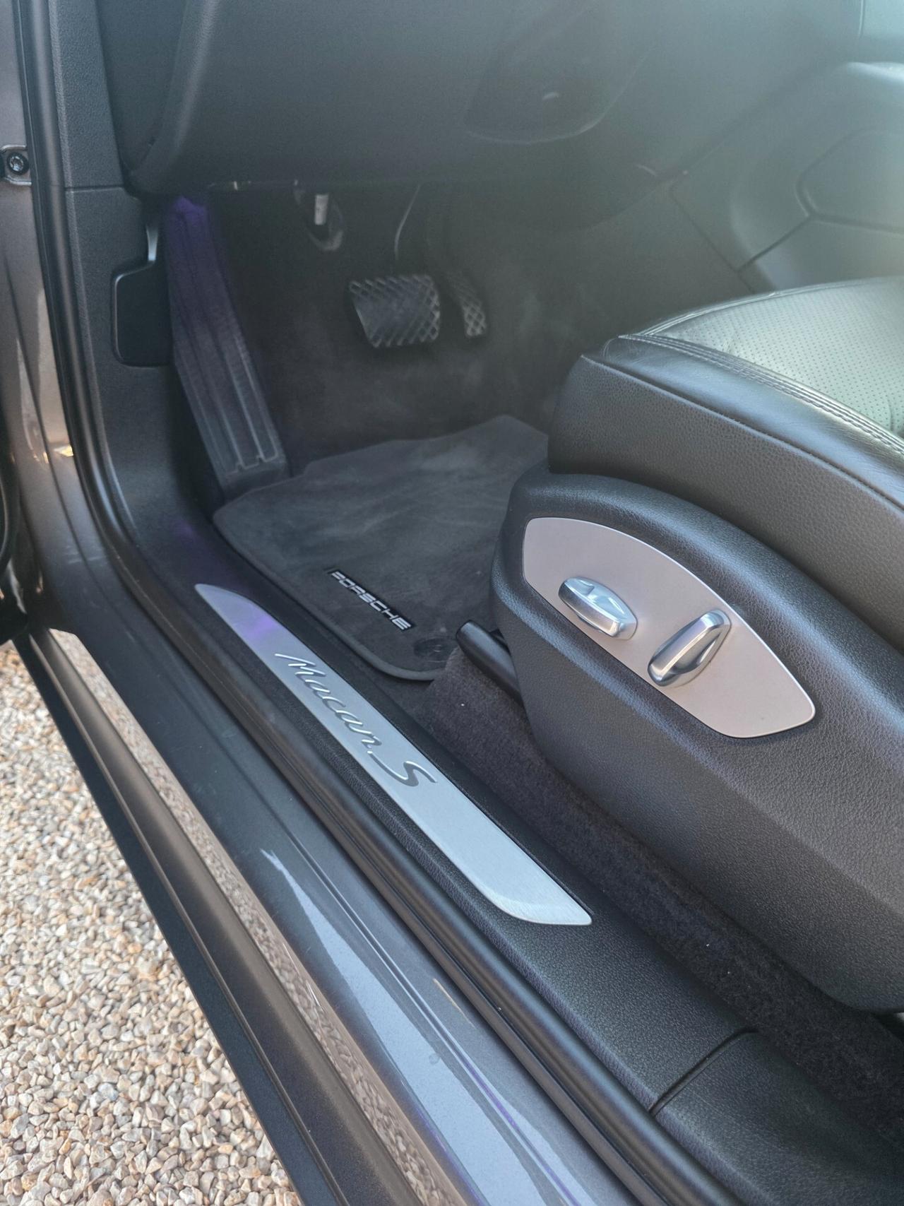 Porsche Macan S 3.0 DIESEL FULL OPTIONAL