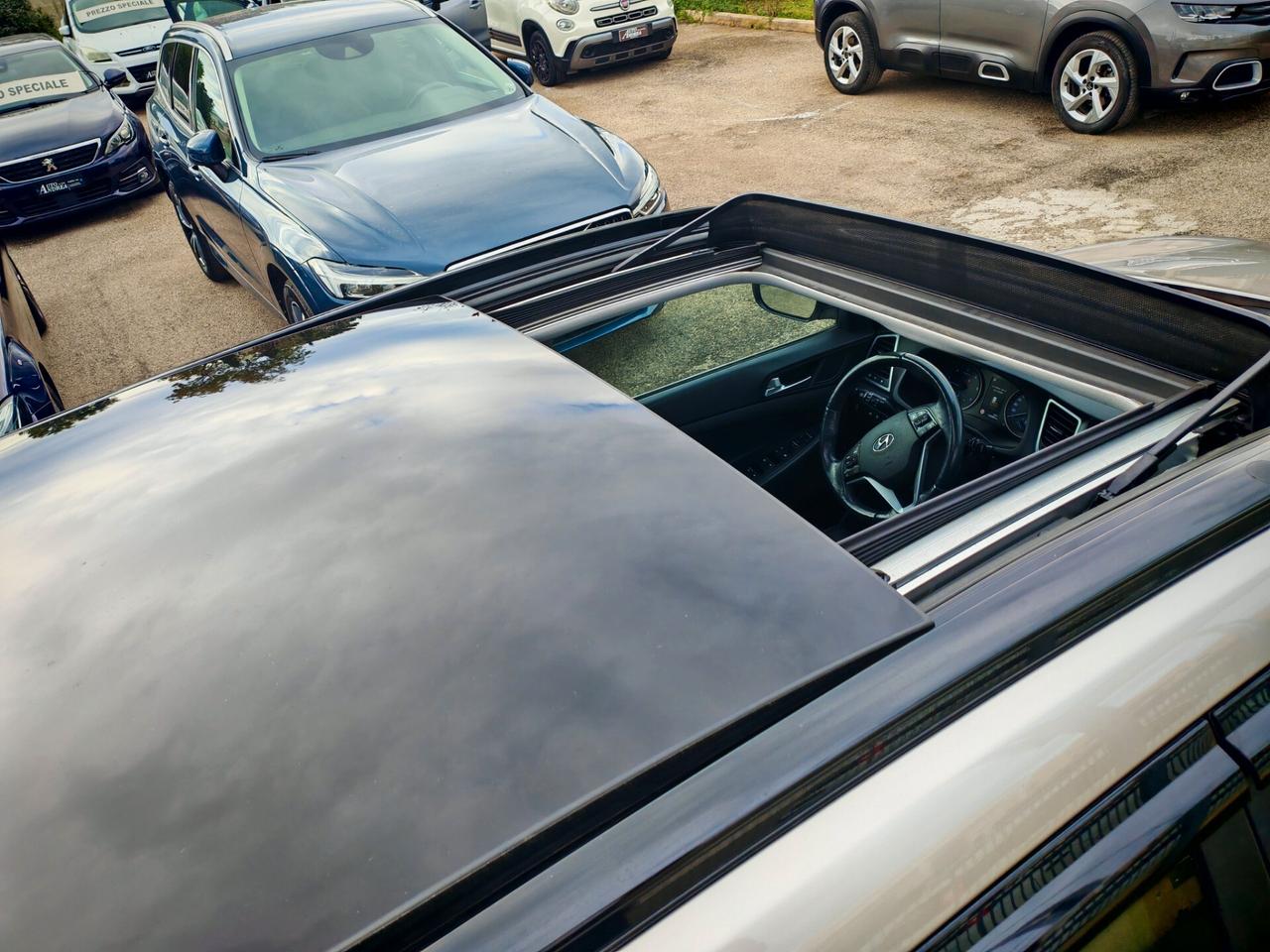 Hyundai Tucson 1.7 CRDi Tetto Pelle navig cam