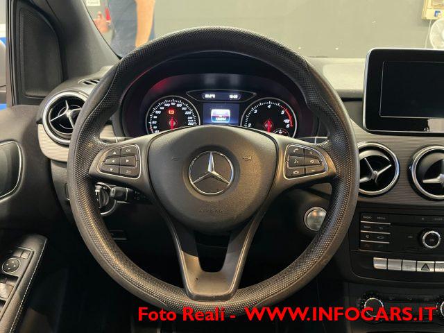 MERCEDES-BENZ B 180 d Automatic Business Iva Esposta