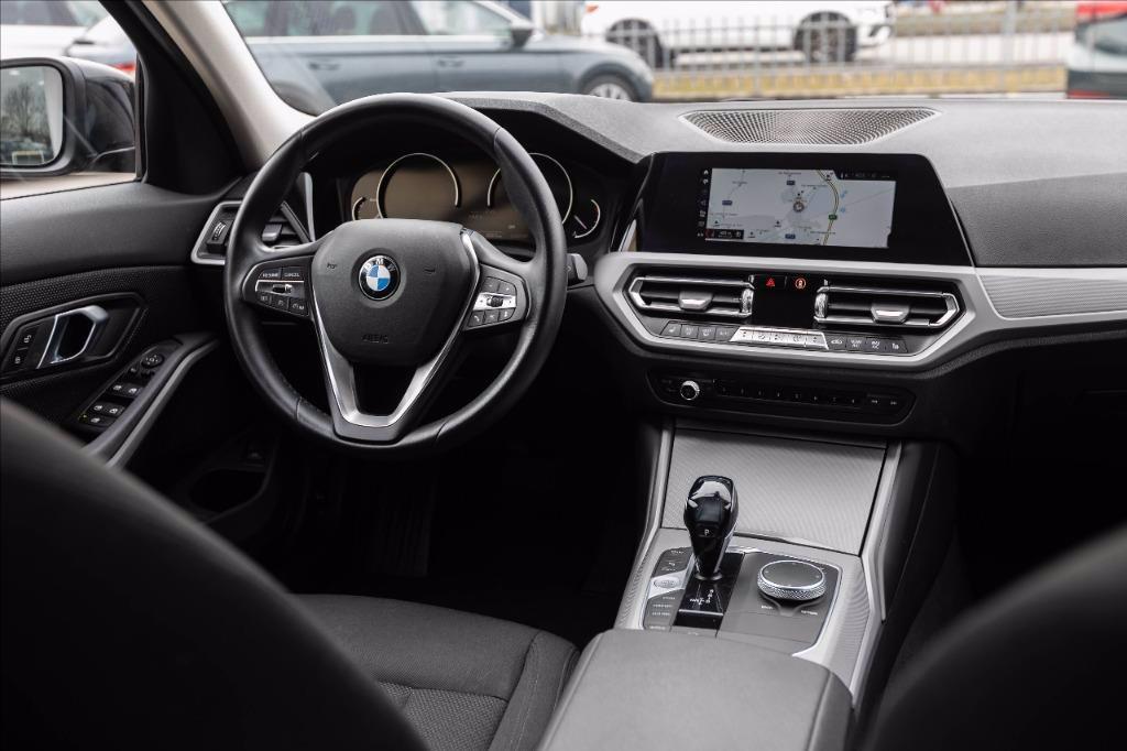 BMW 318d Touring Business Advantage auto del 2020