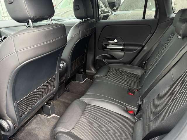 Mercedes-Benz GLA 200 GLA 200 d Premium auto