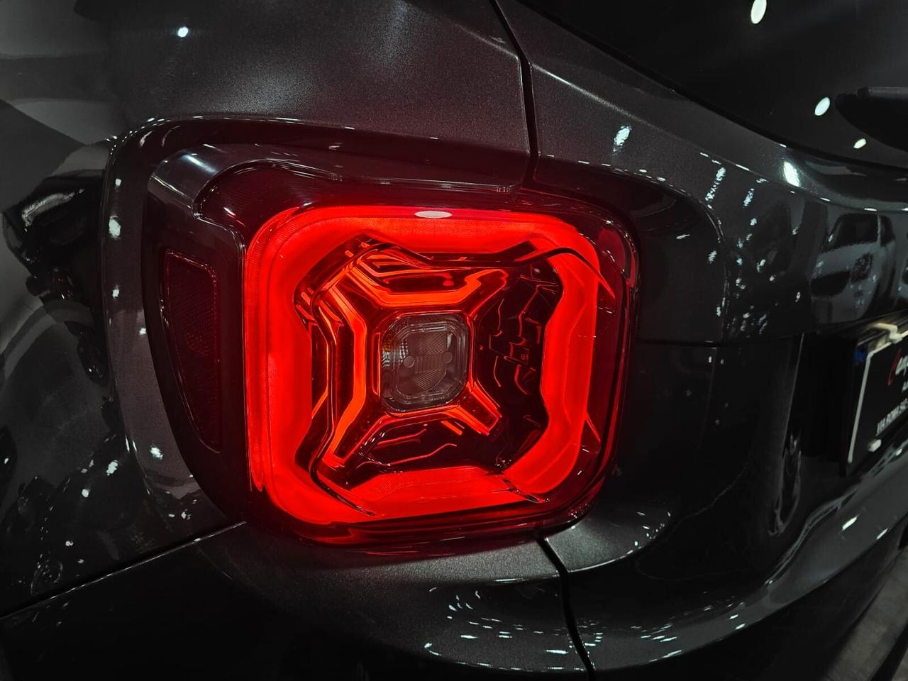 NUOVA JEEP RENEGADE LIMITED BLACK LINE 1.6 MJT 130CV MY22