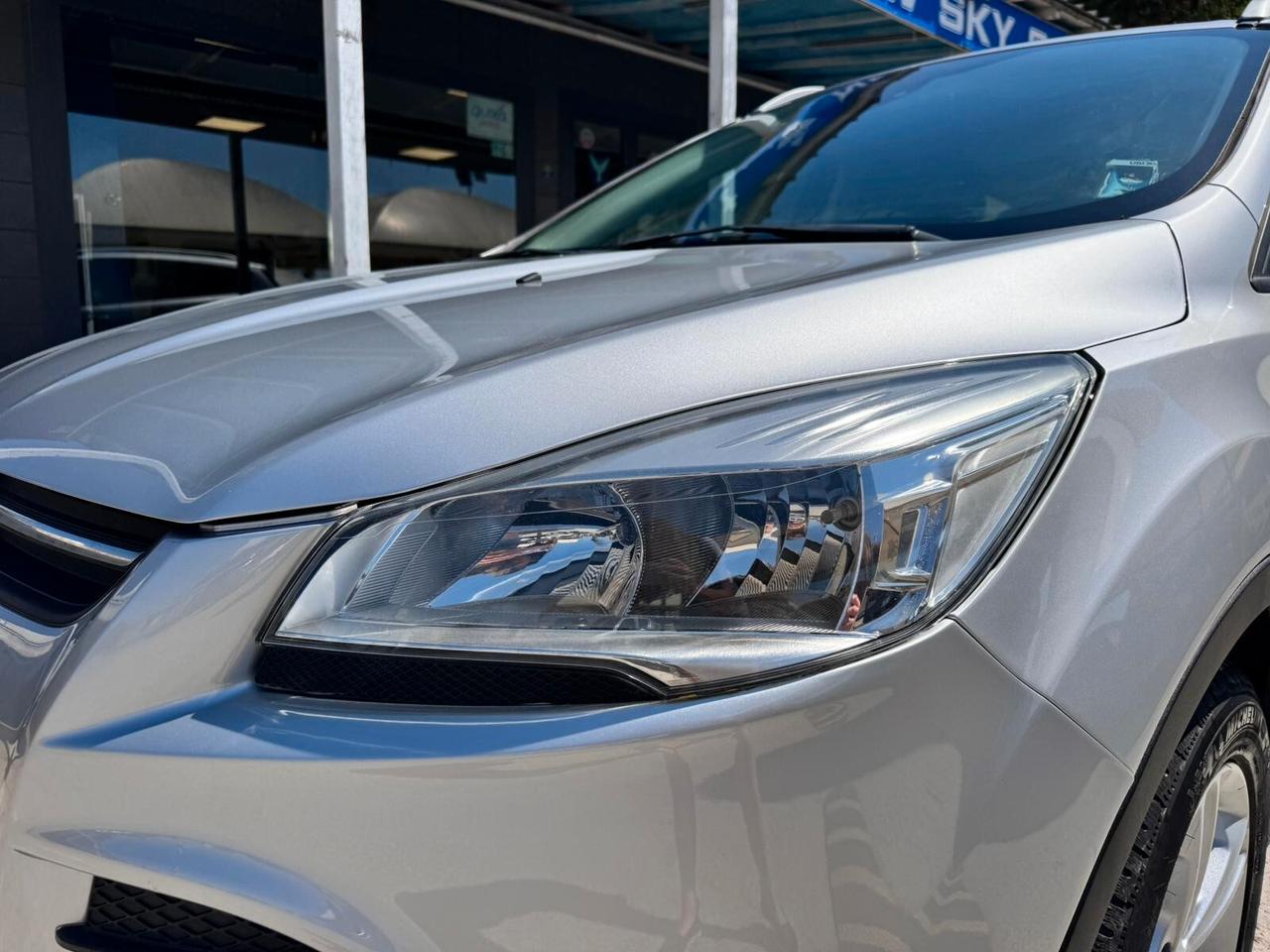 Ford Kuga 2.0 TDCI 150 CV S&S 4WD Powershift Titanium