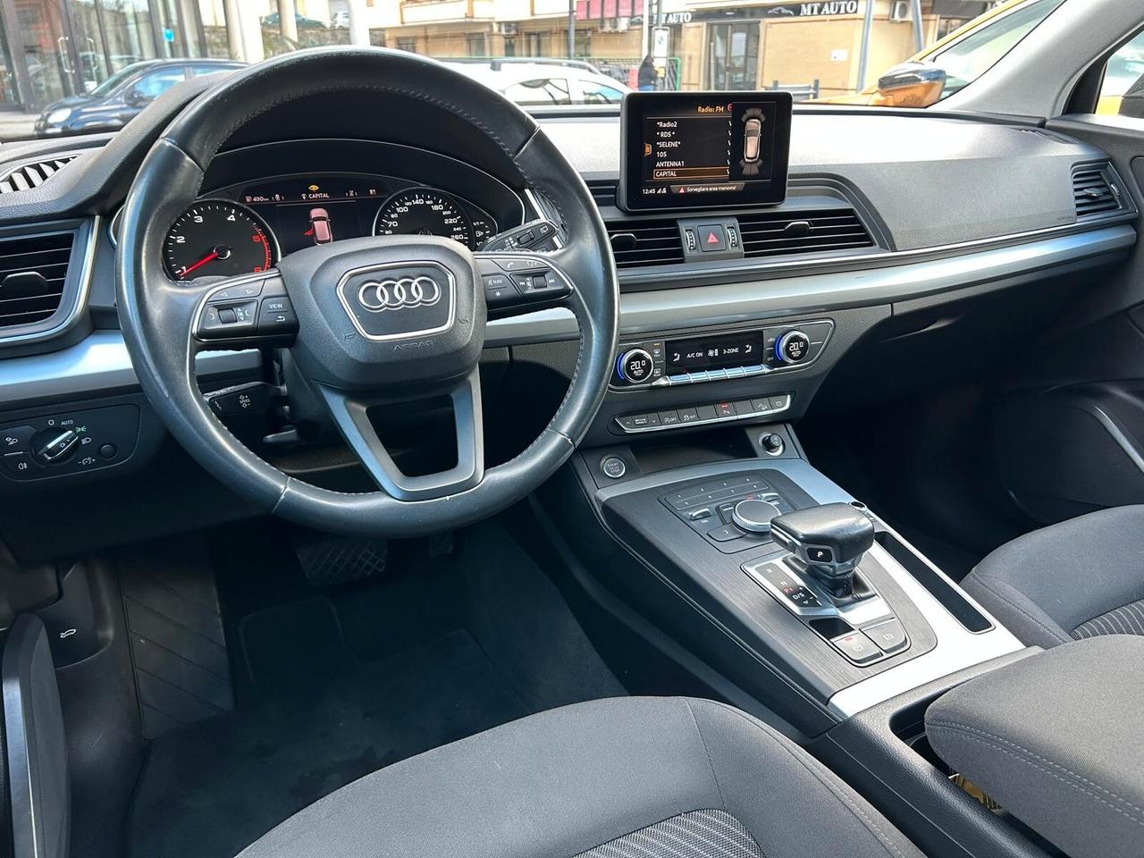 Audi Q5 35 TDI quattro S tronic Business