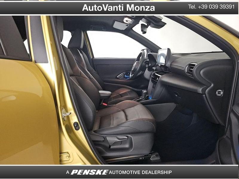 Toyota Yaris Cross Yaris Cross 1.5 Hybrid 5p. E-CVT AWD-i PREMIERE