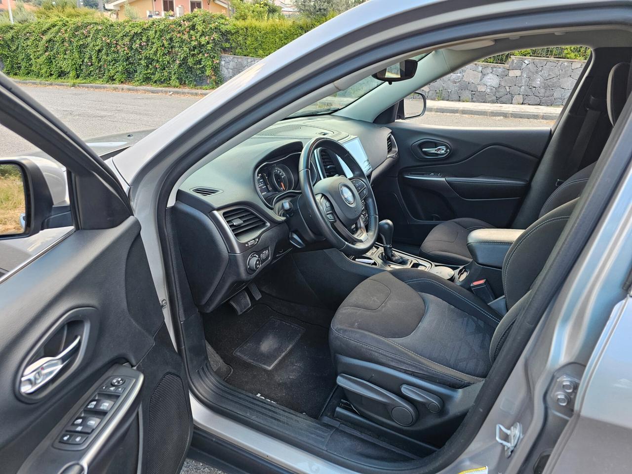 Jeep Cherokee 2.2 Mjt Longitude