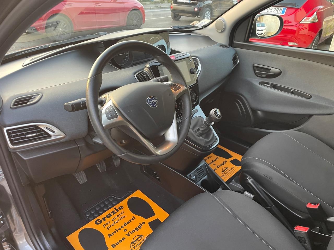 LANCIA YPSILON 1.0 BENZINA 70 (CV) 2022