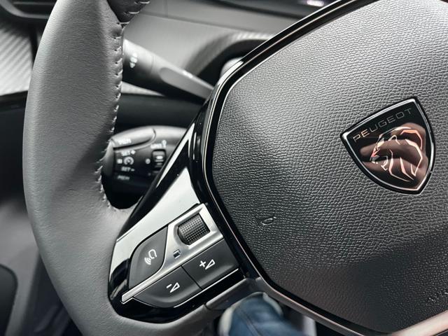 PEUGEOT 2008 PureTech 100 S&S Allure KM 0