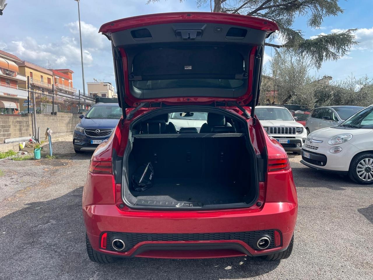 Jaguar E-Pace 2.0D 150 CV AWD aut. R-Dynamic HSE