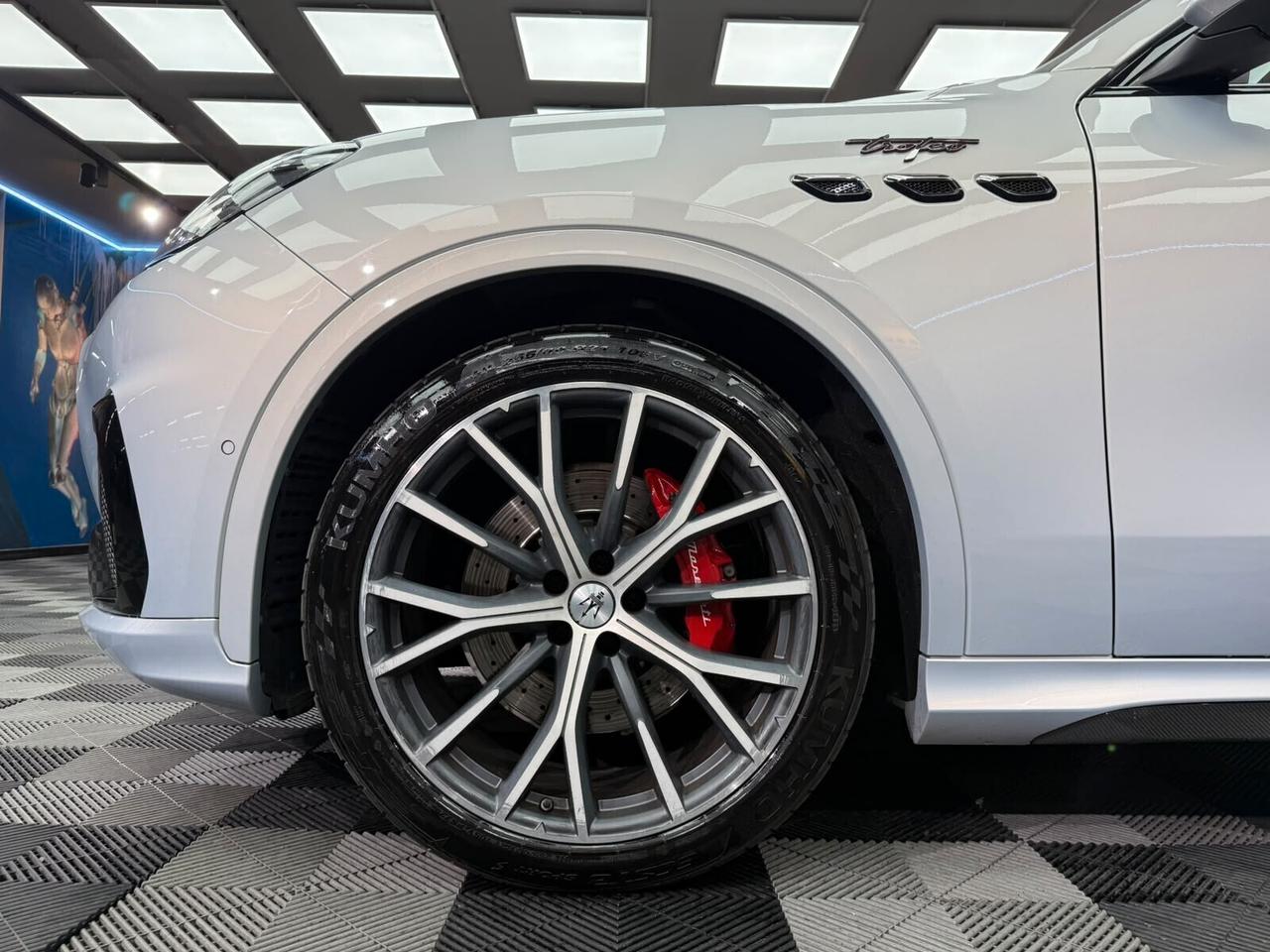 Maserati Grecale V6 530 CV AWD Trofeo (606)
