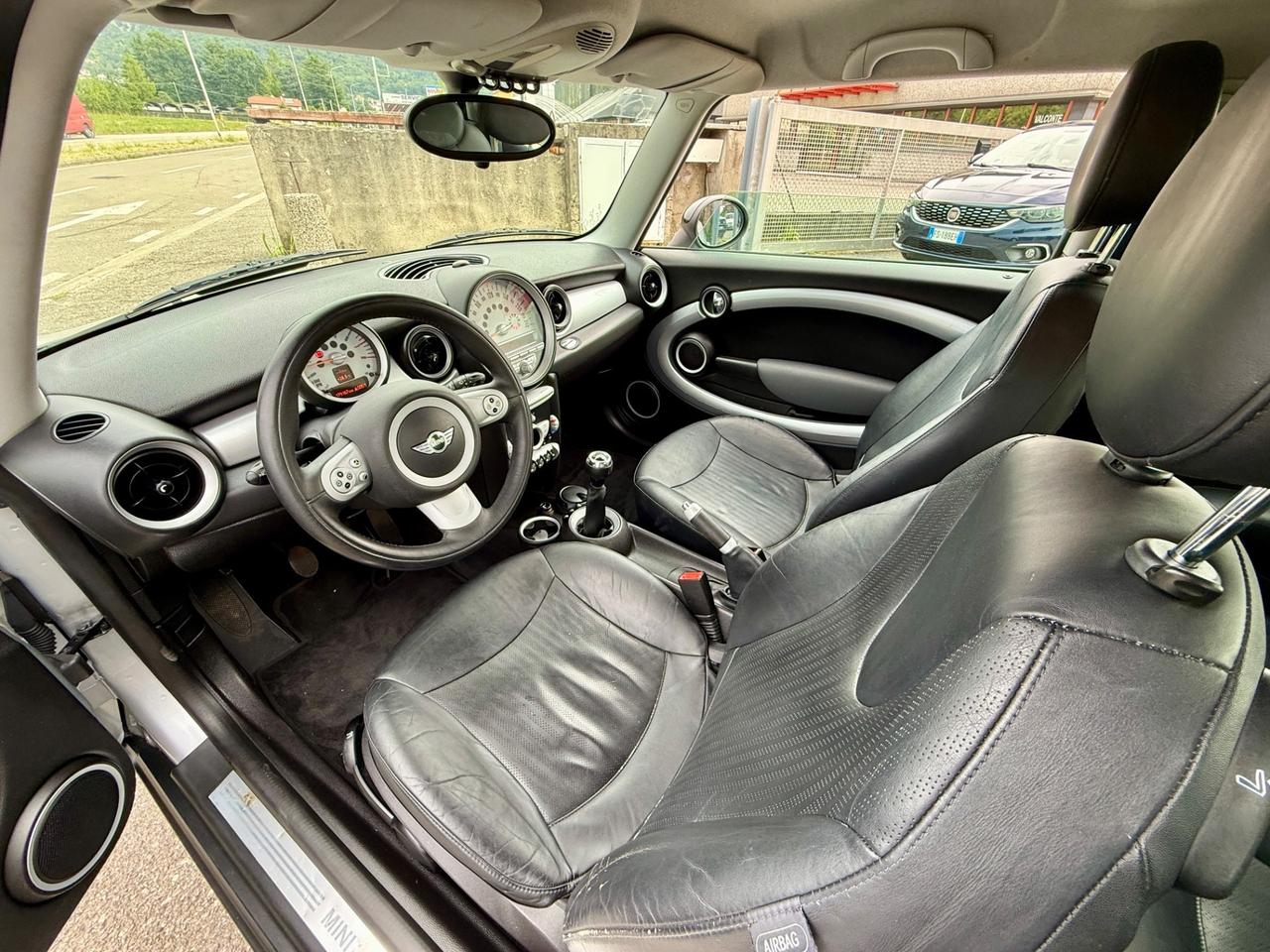 MINI COOPER 1.6I - CHILI 178.000KM 2007