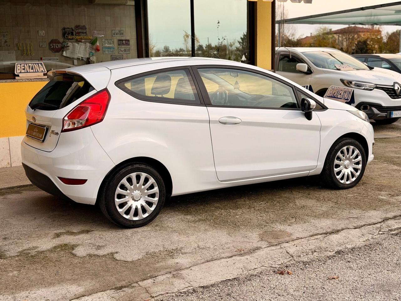 Ford Fiesta 1.2 44kw Titanium OK NEOPATENTATI UNIP