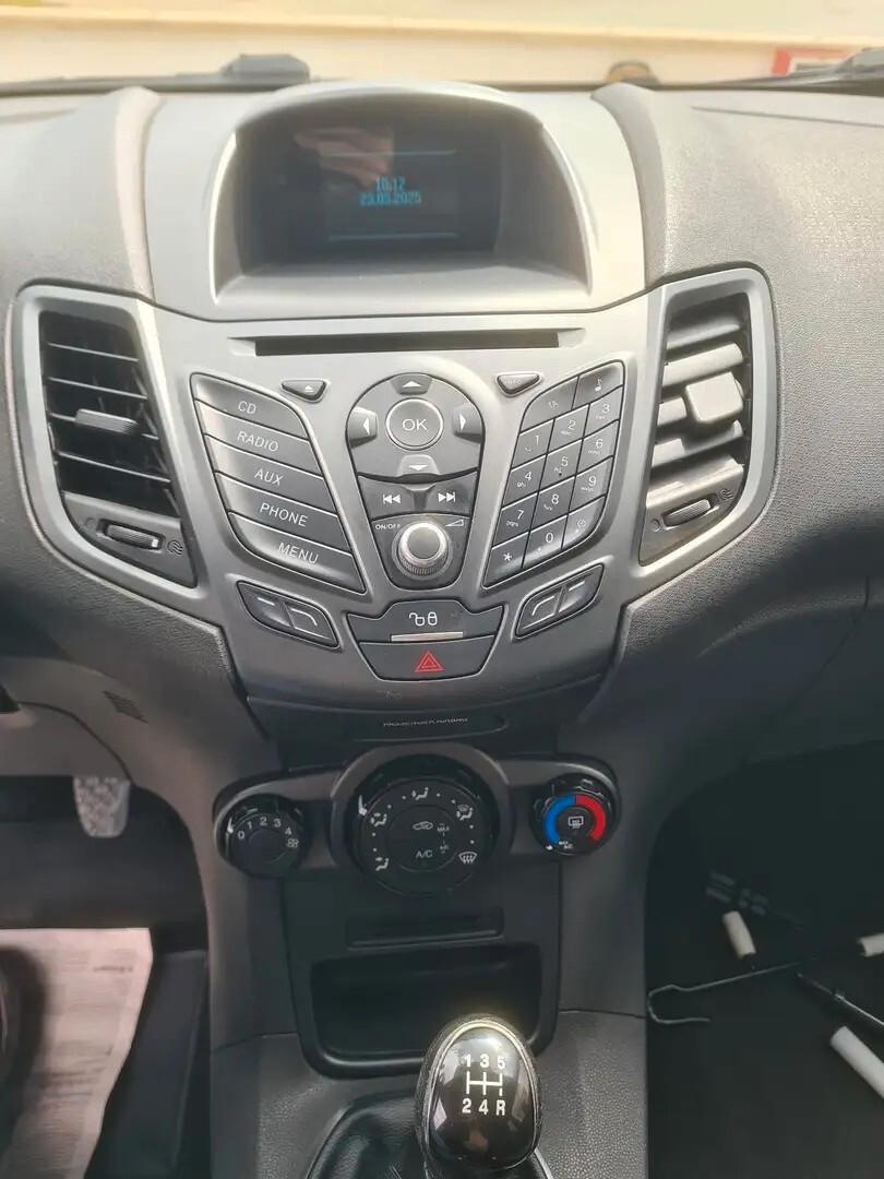 Ford Fiesta 1.2 60CV 5 porte