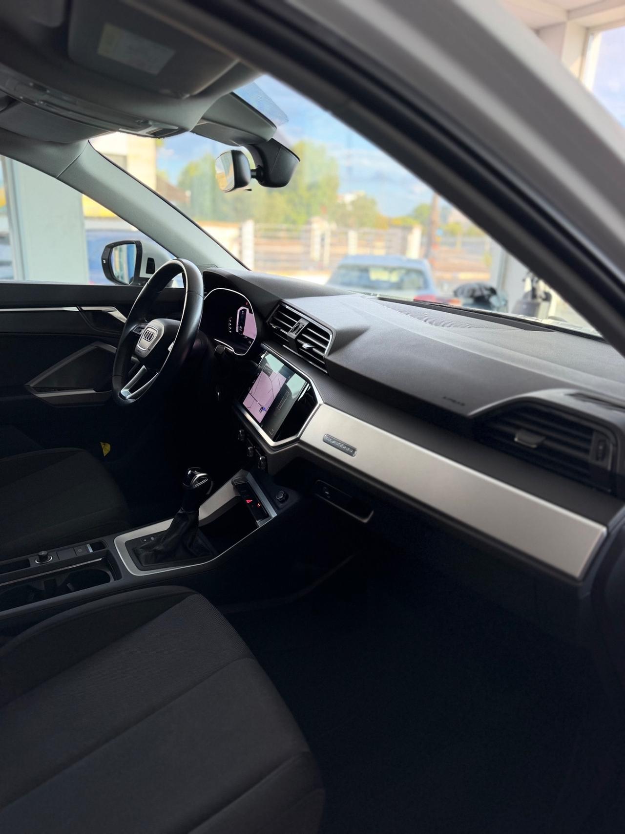 Audi Q3 35 TDI quattro S tronic