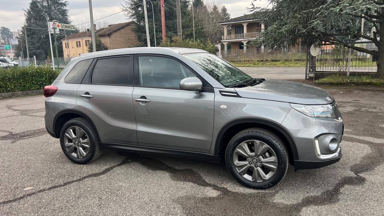 Suzuki Vitara 1.4 Hybrid Cool +GPL