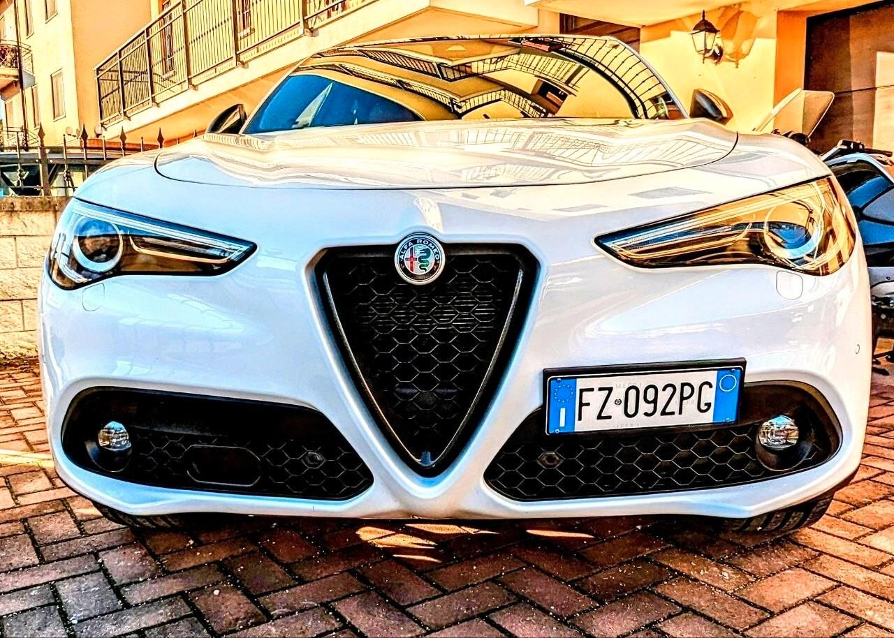 Alfa Romeo Stelvio 2.2 Turbodiesel 210 CV AT8 Q4 Ti