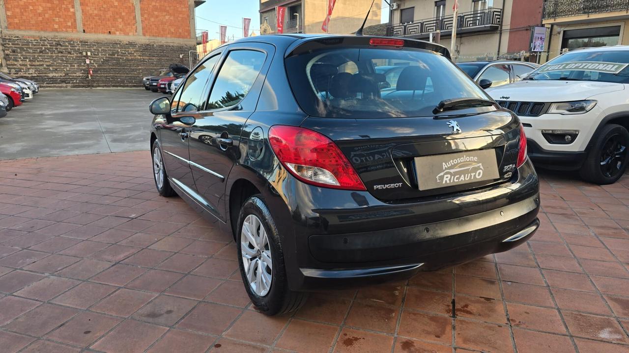 Peugeot 207 Plus 1.4 8V 75CV 5p. ECO GPL