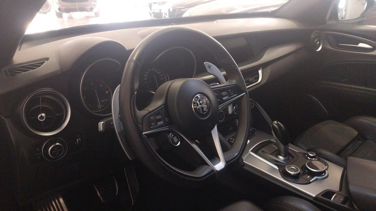 Alfa Romeo Stelvio 2.2 Turbodiesel 210 CV AT8 Q4 Executive