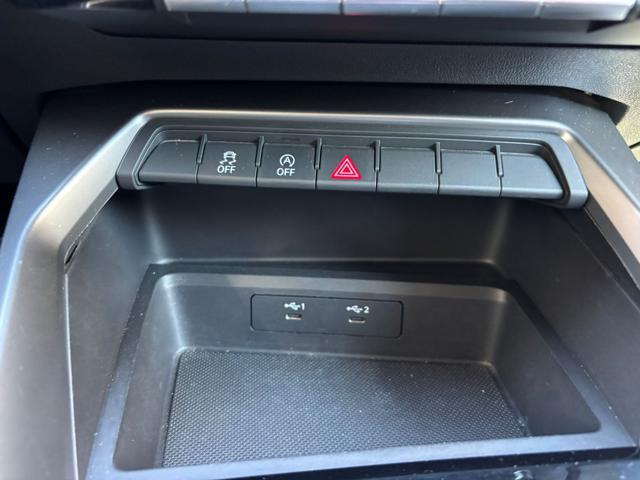 AUDI A3 35 2.0 tdi Business Advanced s-tronic