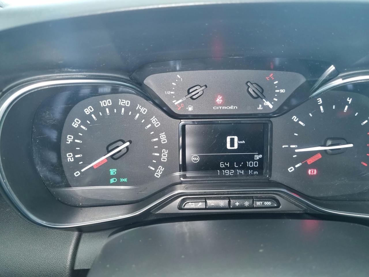 Citroen C3 Aircross BlueHDi 100 Shine