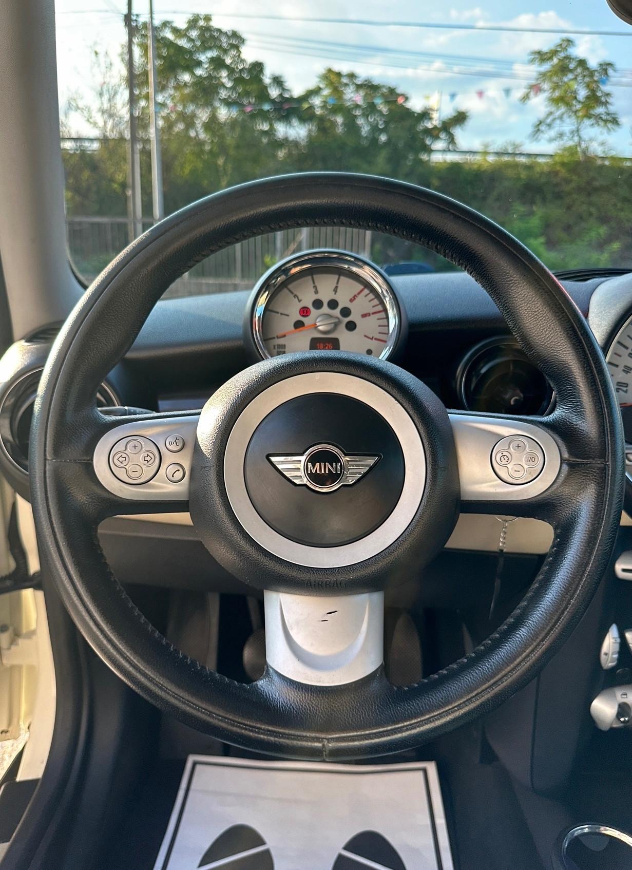 Mini 1.6 16V One D