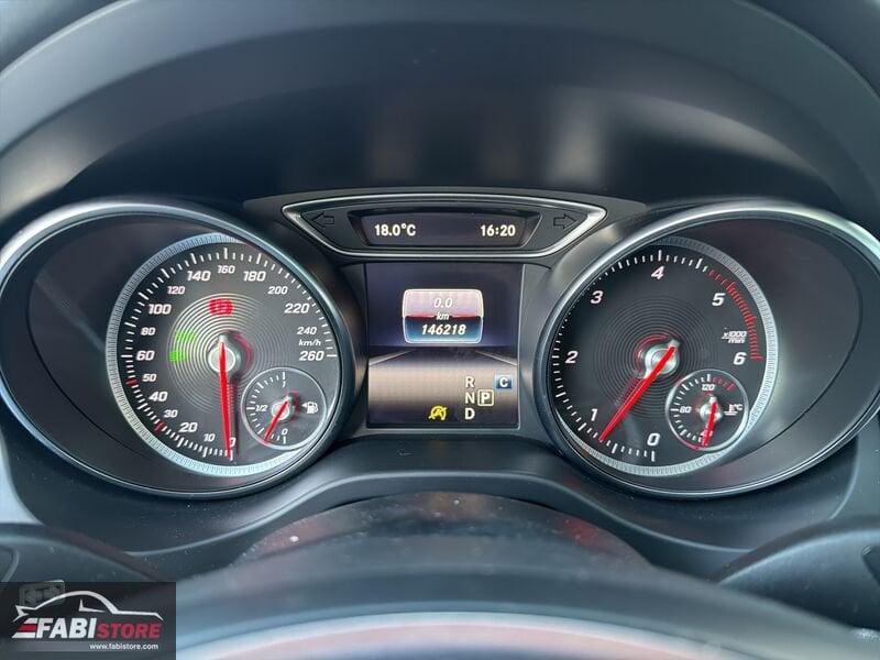 Mercedes-Benz GLA GLA 200 d Automatic Sport - Tetto, Camera, Navi ecc