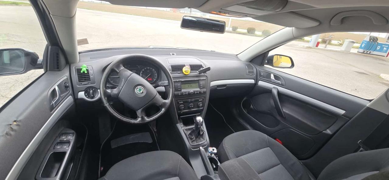 Skoda Octavia 2.0 TDI F.AP. Wagon Elegance