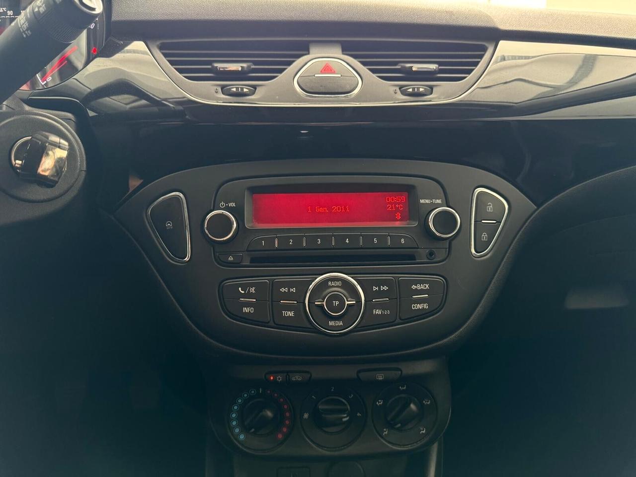 opel corsa 1.2 benzina
