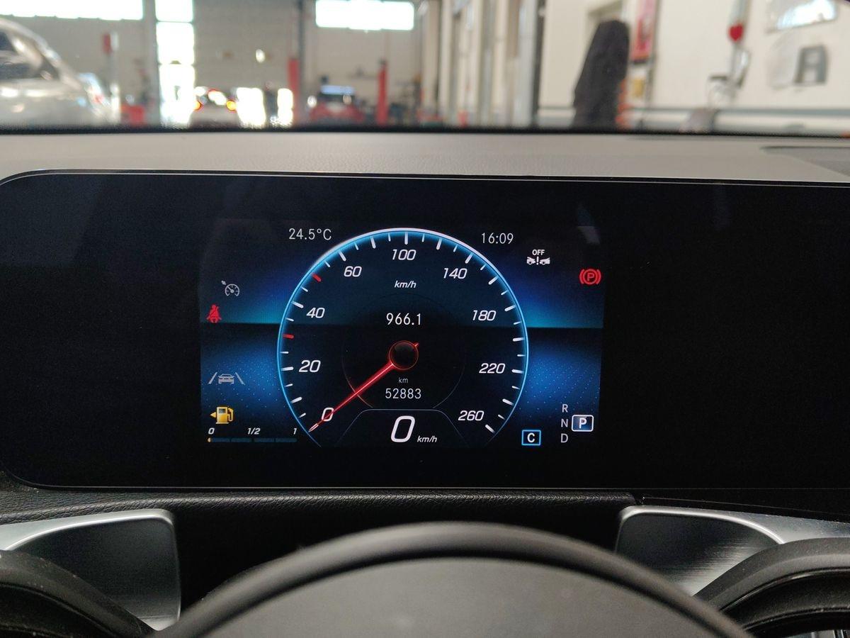 Mercedes-Benz GLB - X247 2019 - GLB 200 d Business Extra auto