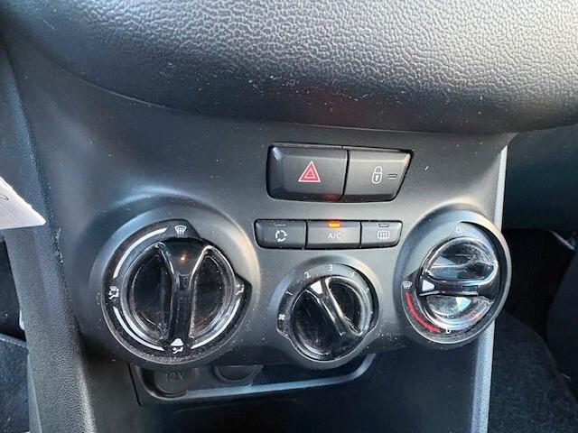 Peugeot 208 PureTech 82 5 porte Allure