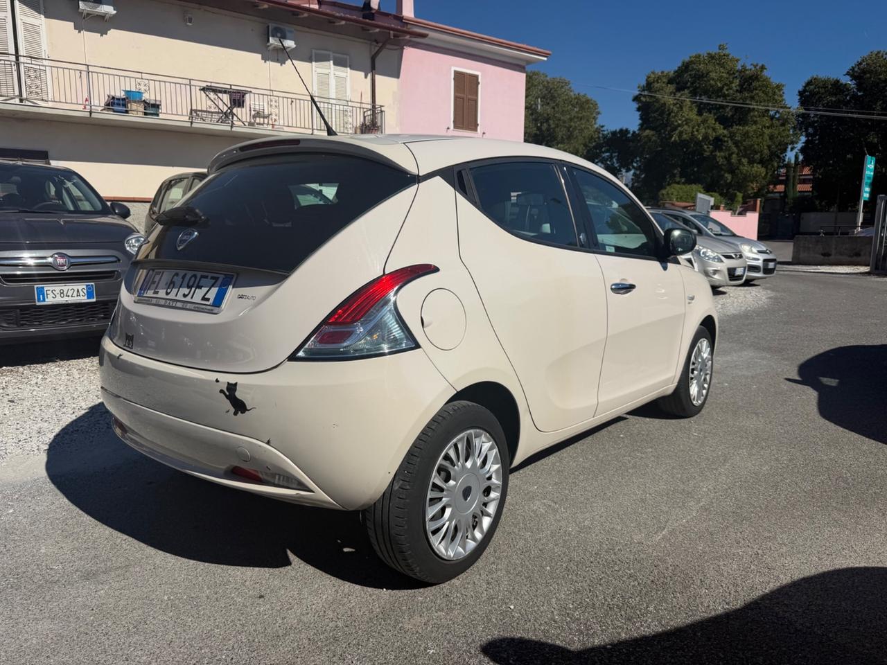Lancia Ypsilon 1.2 69 CV 5 porte GPL Ecochic Gold
