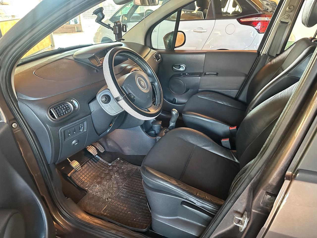 Renault Modus Grand 1.2 16V TCE Live