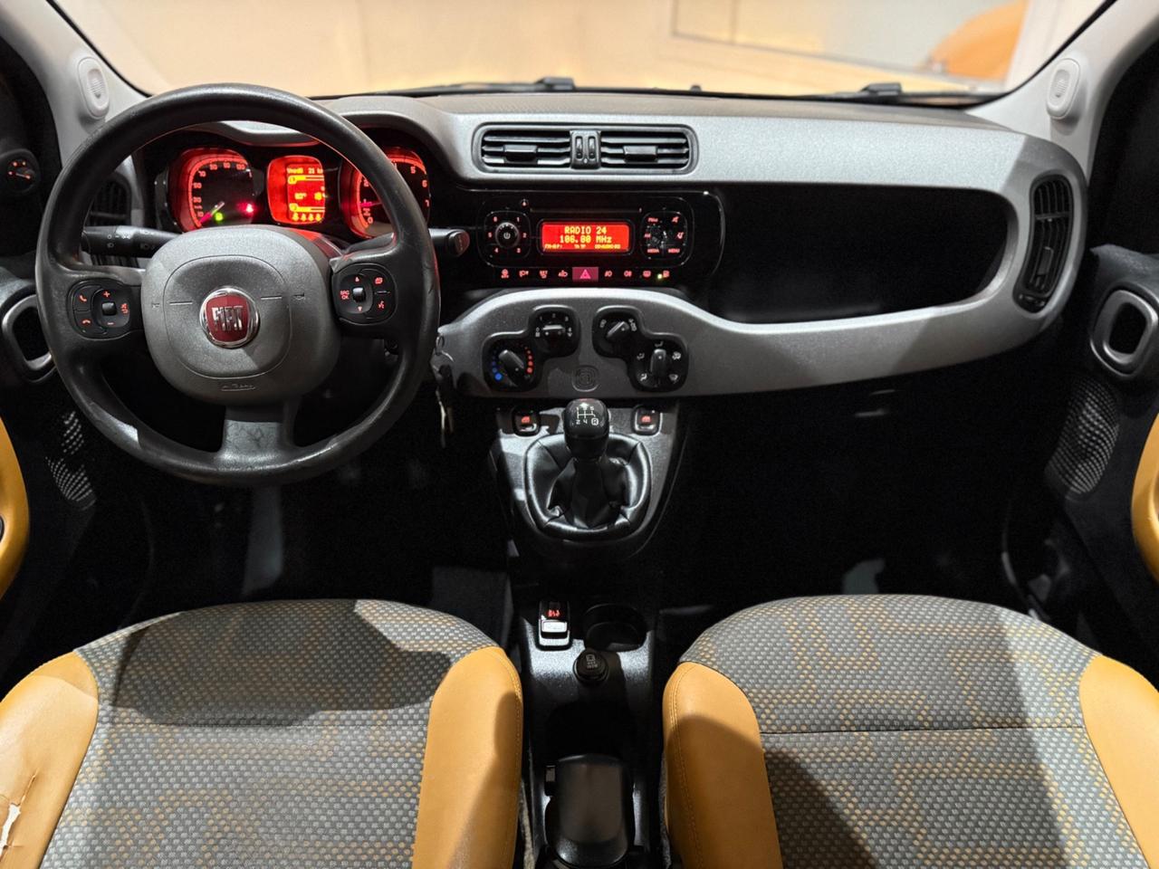 Fiat Panda 0.9 Trekking TwinAir Turbo Metano/Benzina Per Neopatentati