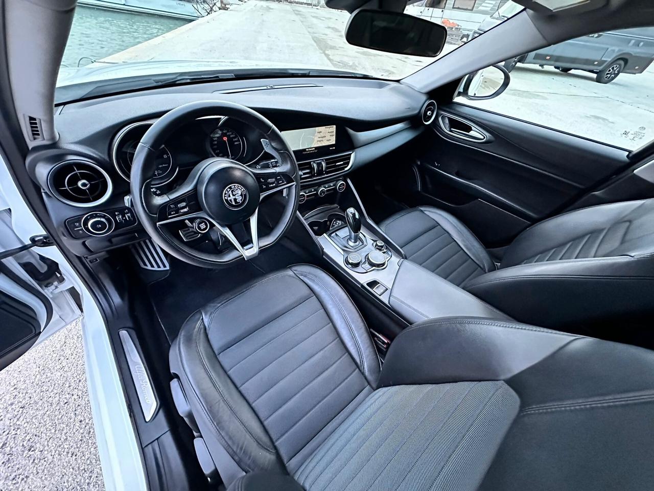 Alfa Romeo Giulia 2.2 Turbodiesel 180 CV AT8 Super