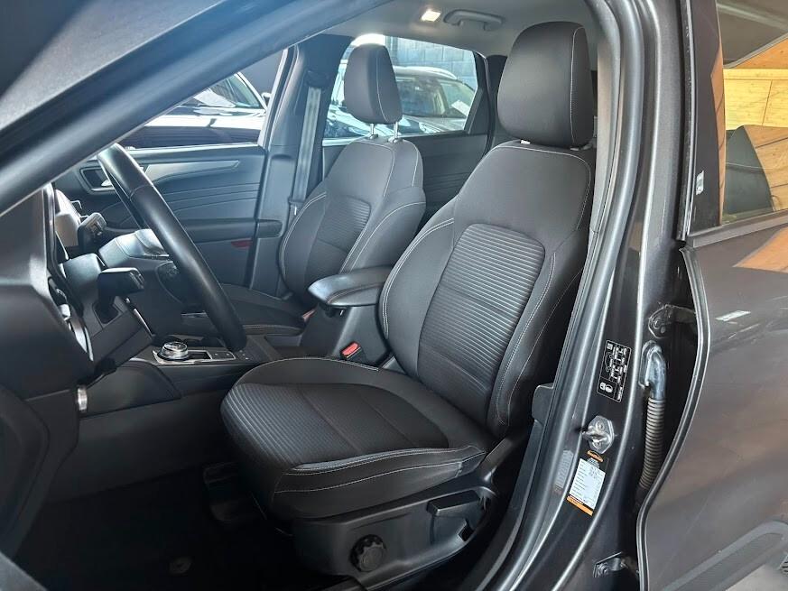 Ford Kuga 1.5 EcoBlue 120 CV 2WD Titanium AUTOMATICA