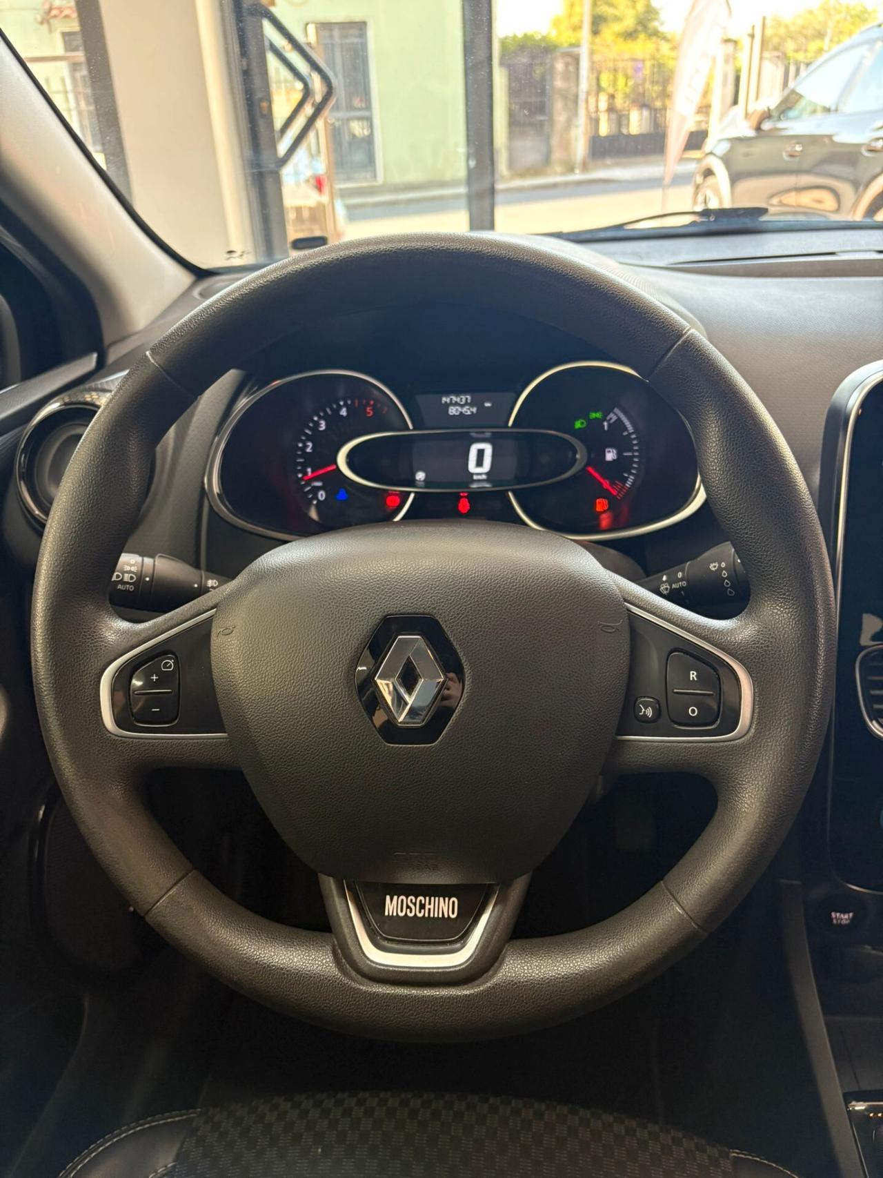 Renault Clio dCi 8V 90 CV 5 porte Moschino Zen