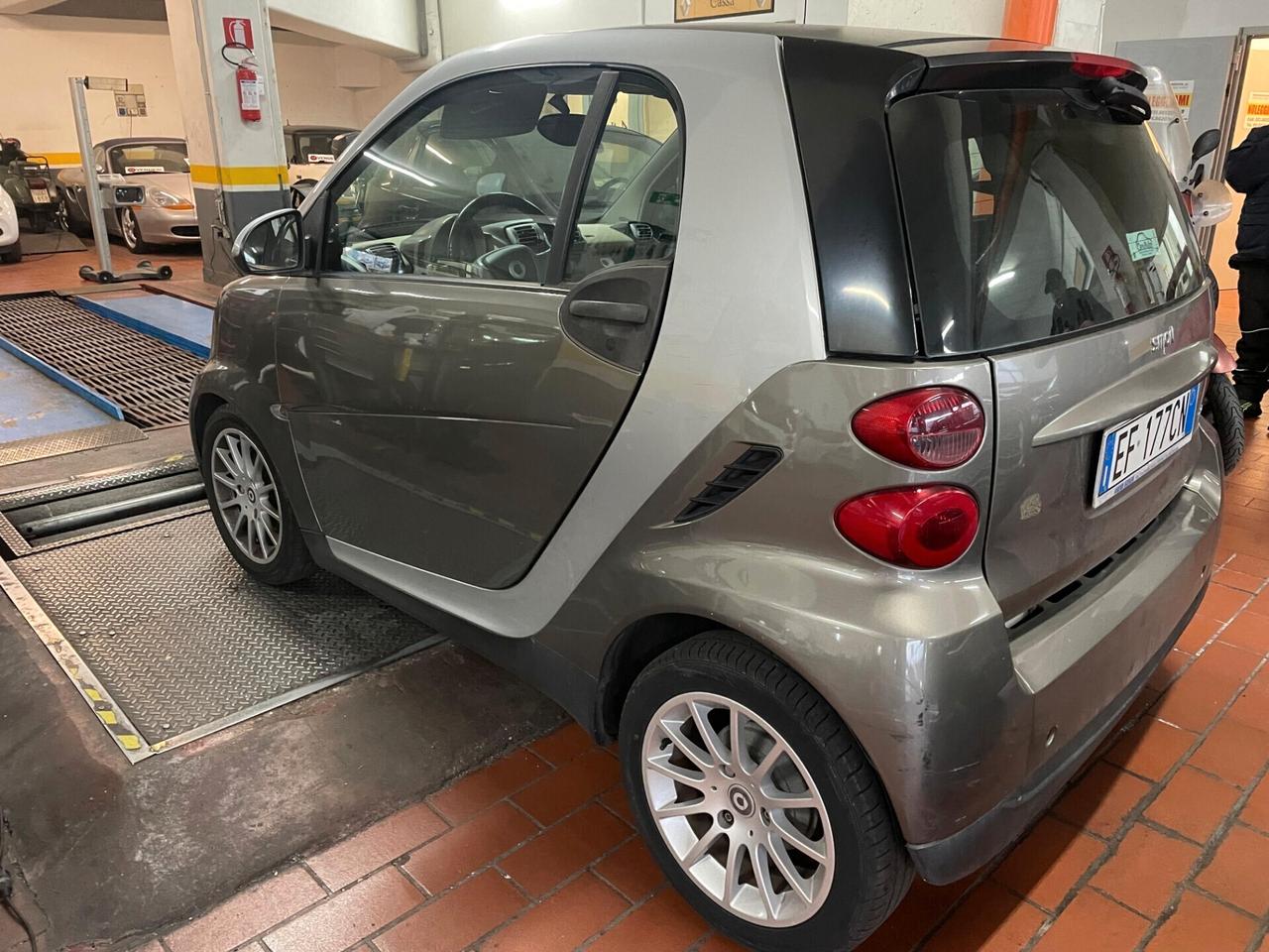 Smart ForTwo 1000 52 kW coupé passion