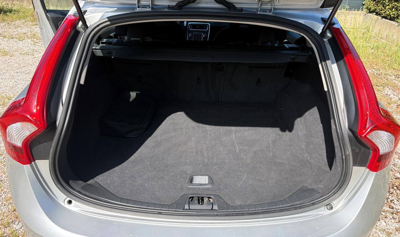 VOLVO V60 2.0 D2 # UNICO PROPRIETARIO