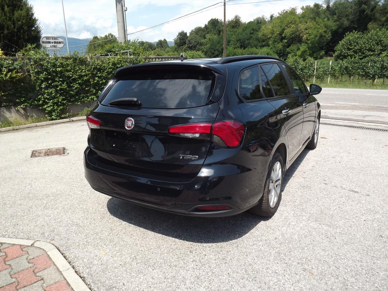 Fiat Tipo 1.3 Mjt S&S SW Lounge