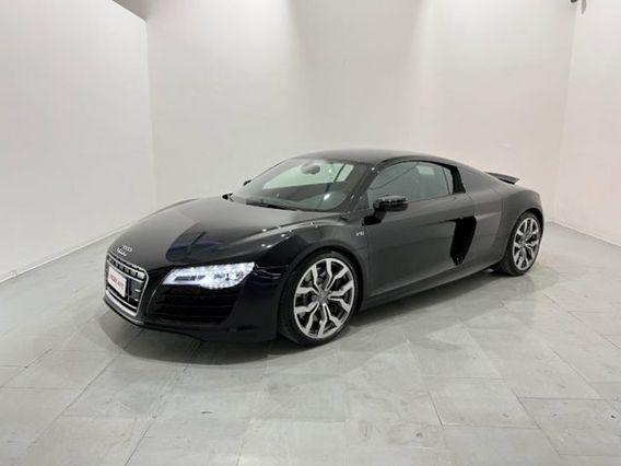 AUDI R8 v 10 quattro