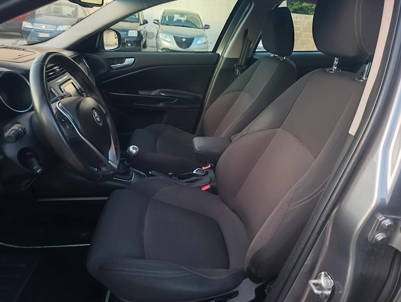 Alfa Romeo Giulietta 1.6 JTDm 120 CV - anno 2016