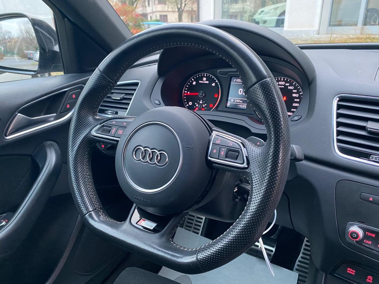 Audi Q3 2.0 TDI 120 CV S-tronic Sport S-Line