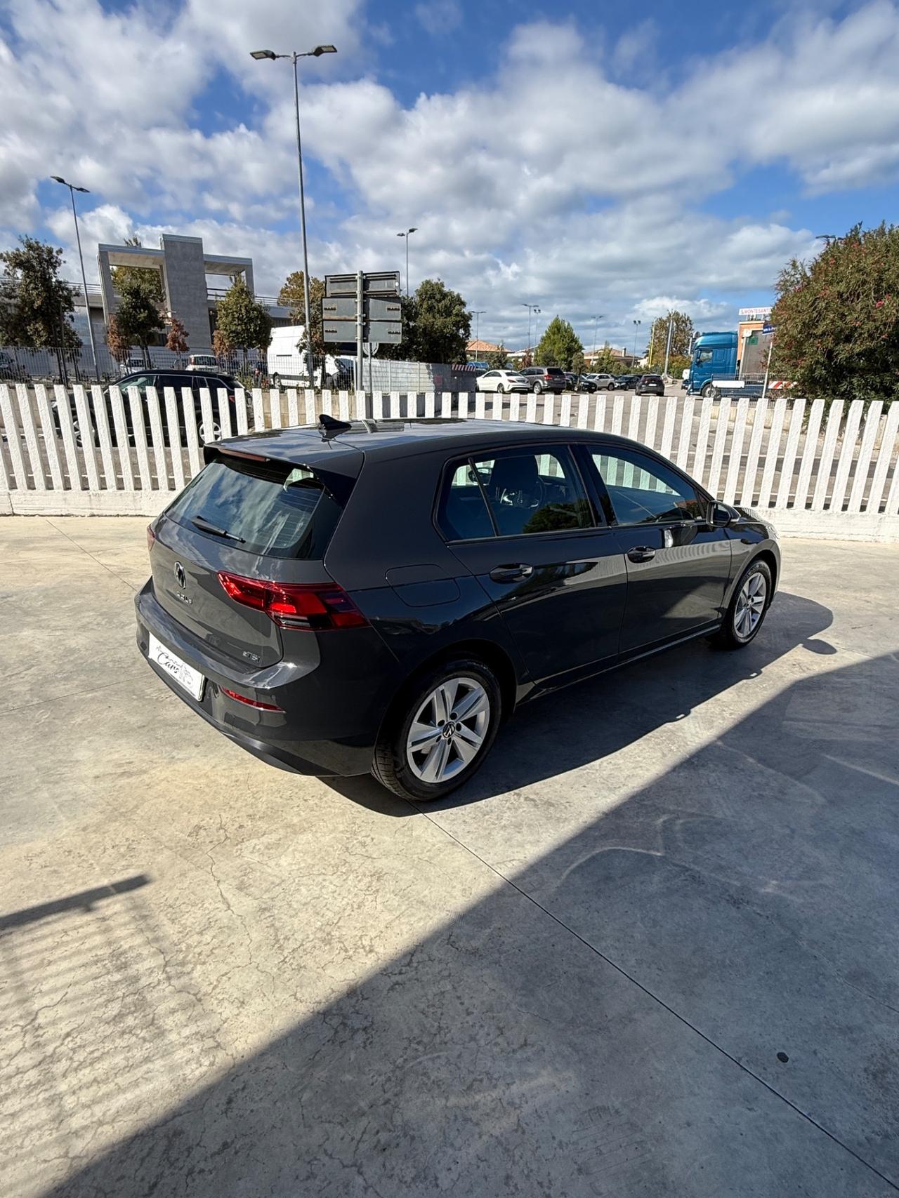 Volkswagen Golf 1.0 eTSI EVO DSG Life