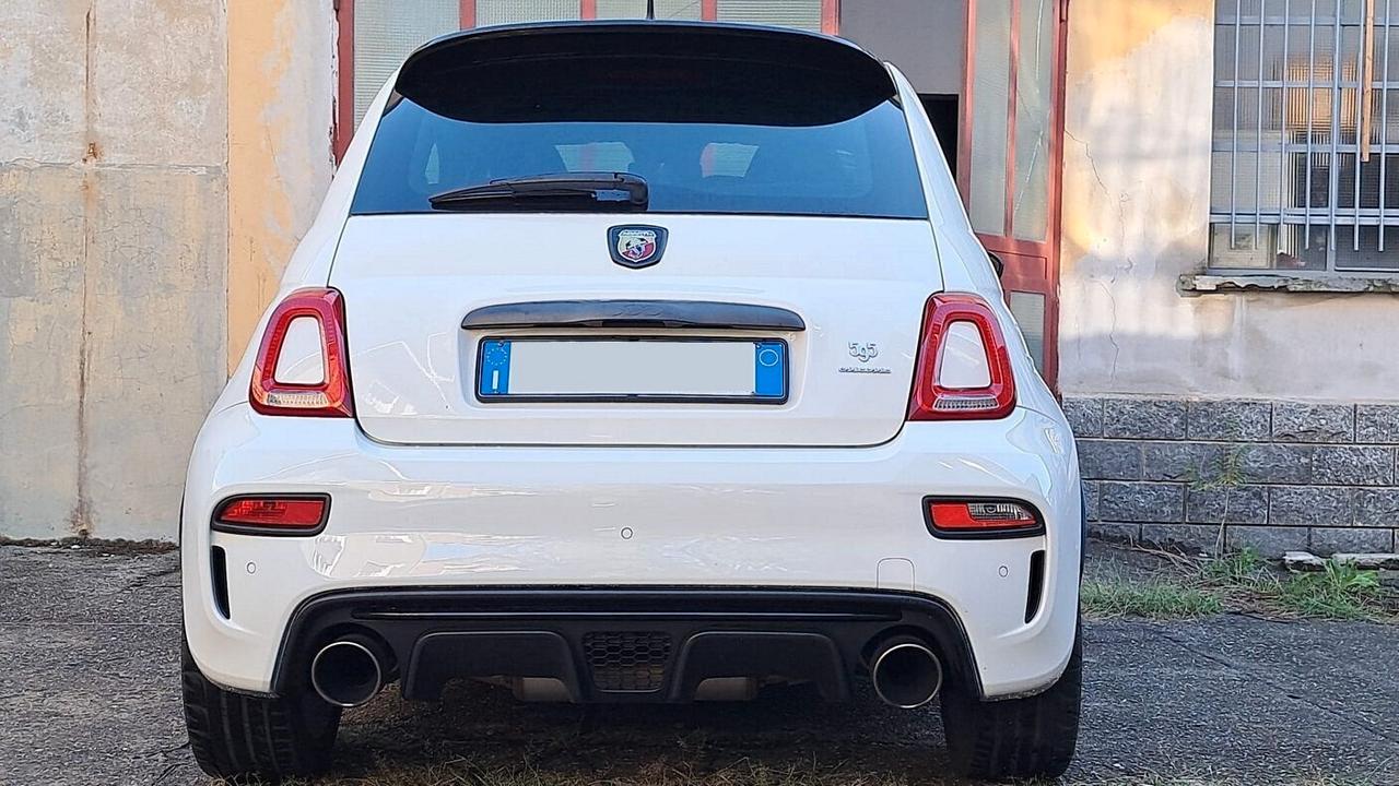 Abarth 595 Competizione 1.4 Turbo T-Jet 180 CV Esseesse