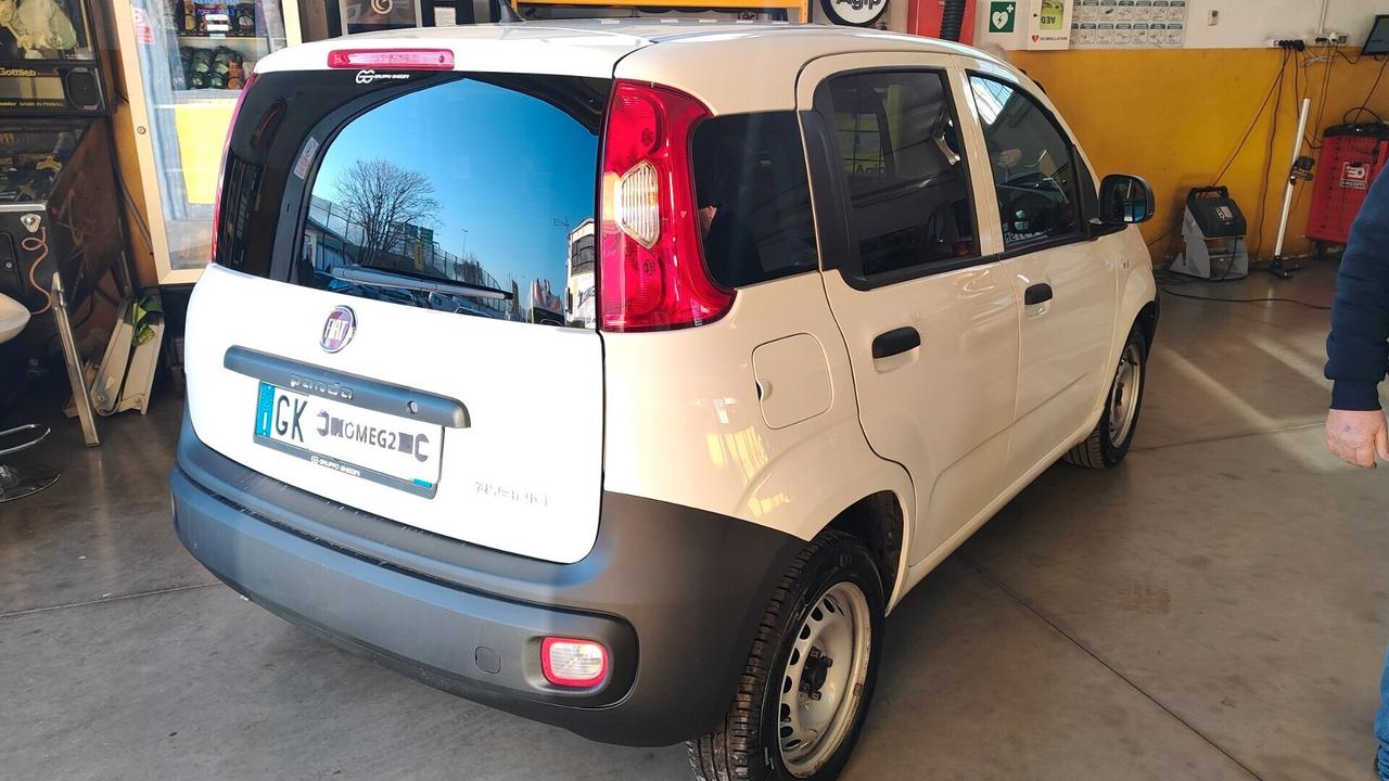 Fiat Panda Hybrid Van 2 posti IVA ESPOSTA