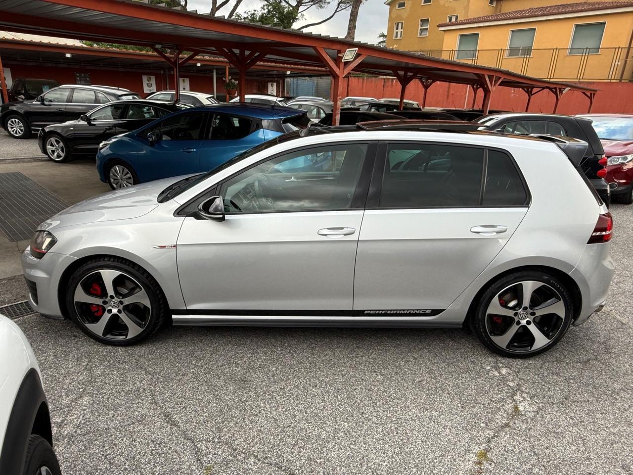 Golf GTI Performance 2.0 TSI DSG-RATE-PERMUTE-