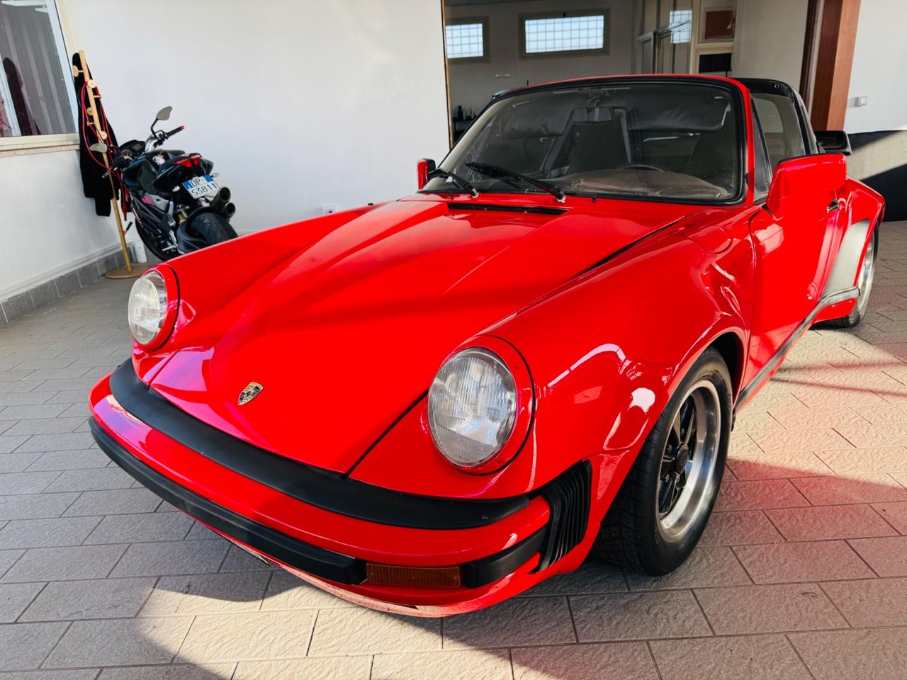 Porsche 911 TARGA*CABRIOLET*2.2*155 CV*RESTAURATA*