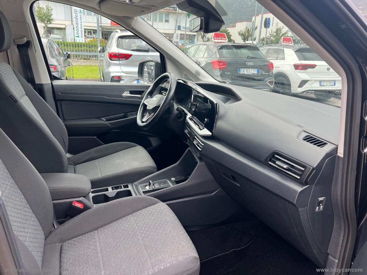 FORD Gr.Tourneo Connect 2.0 122 aut. Tit.