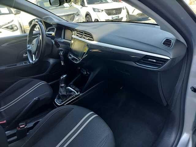 Opel Corsa 1.2 Design & Tech